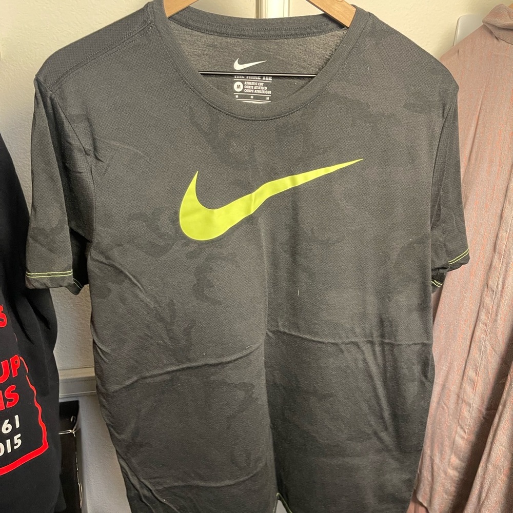 Nike Tee